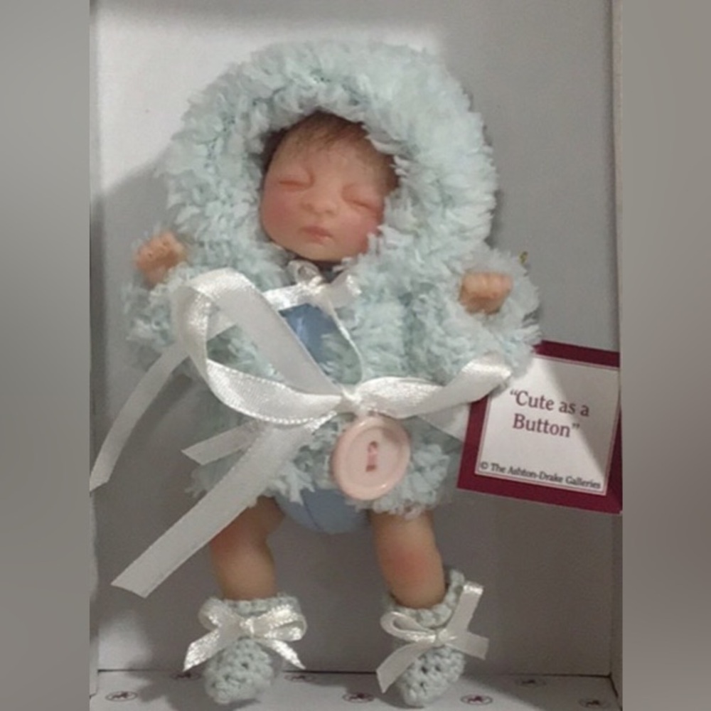 NIB Aston-Drake Galleries “Cute as a Button”  Miniature 5” Doll, Collectible